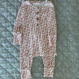 Lou Lou & Company - Top and Bottom Set 12- 24 Month